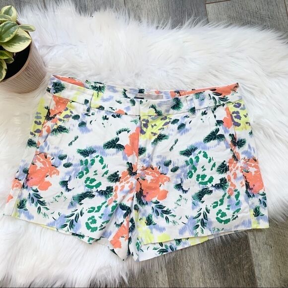 GAP Pants - GAP Vibrant White Floral Print Cotton Shorts 4
